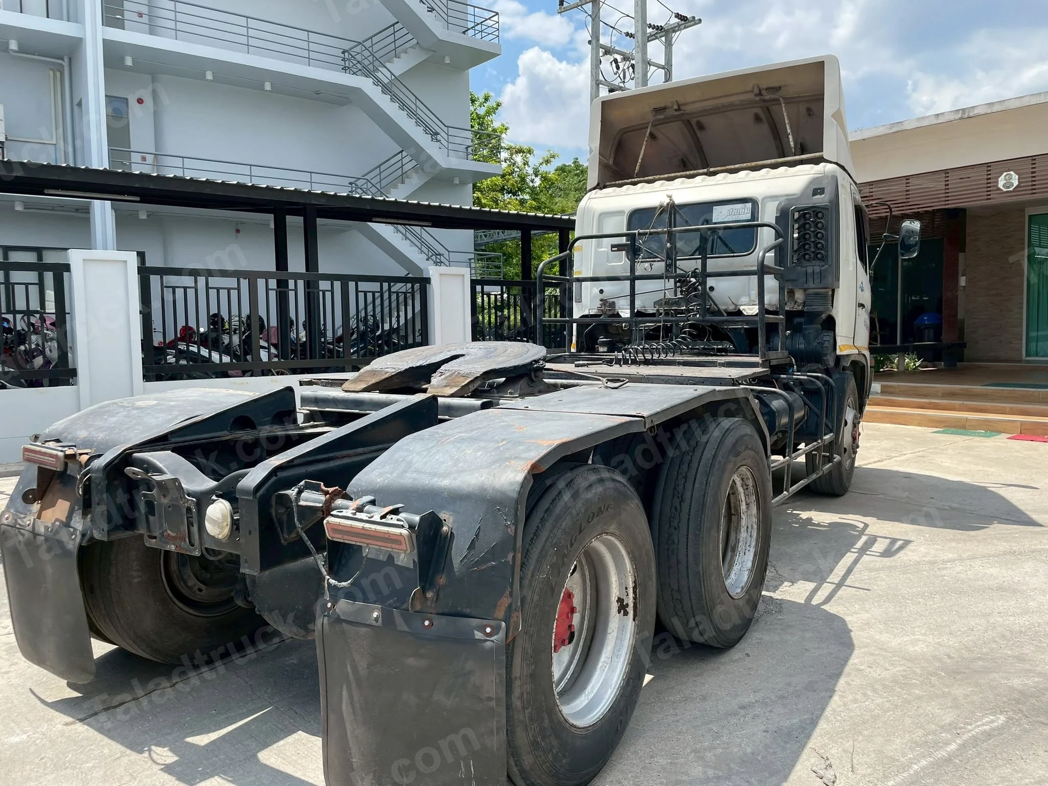 hino-fm1j-c15ee648 image 4