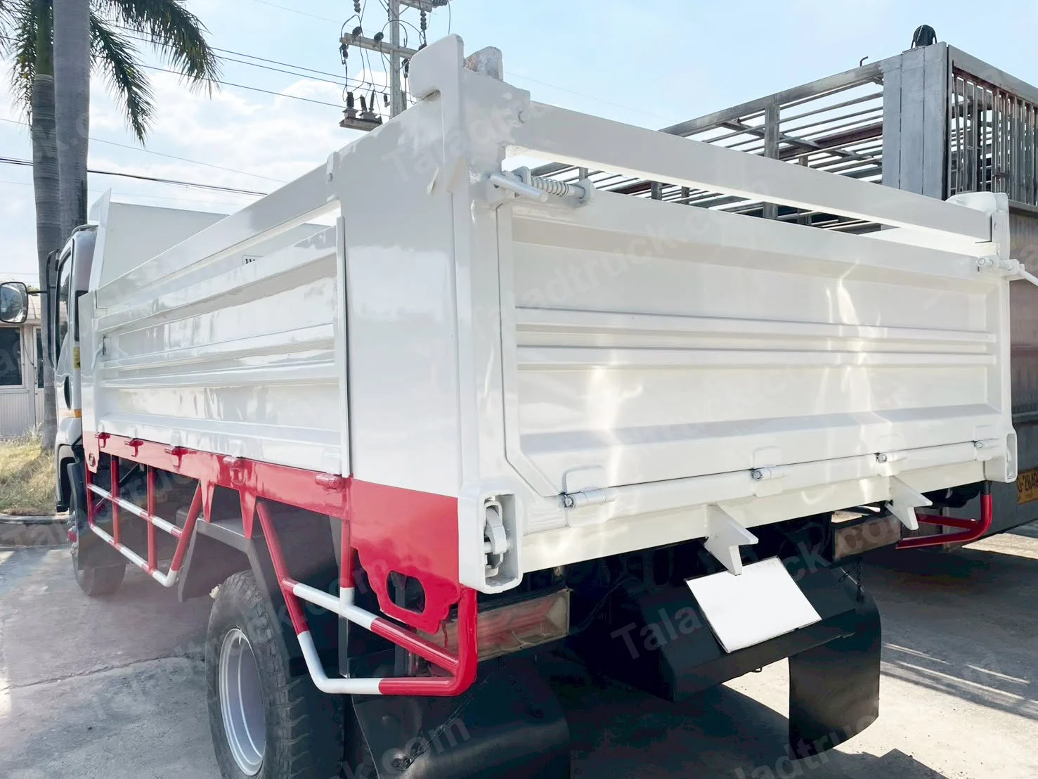 isuzu-frr90-54857f62 image 4